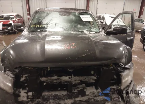 2018 Ram 1500 Big Horn 4X4 5'7 Box from USA, damaged, VIN 1C6RR7LT9JS329787